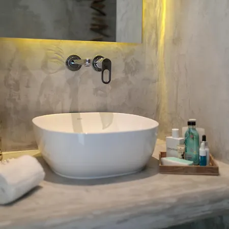 Anamnesia Collection • 2br Naxos Town Appartement *
